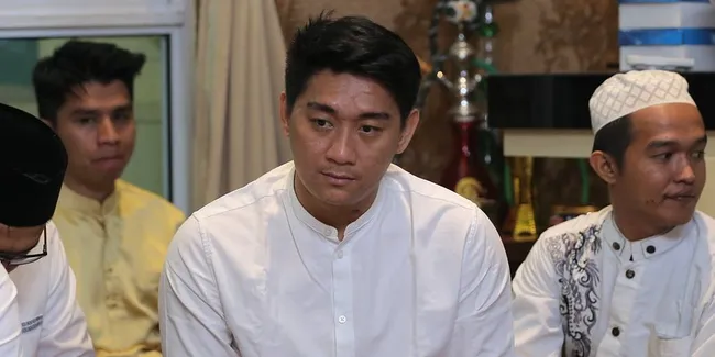 Mendiang Dylan Sahara Istri Ifan Seventeen Baru Saja Dapat Gelar Hajjah