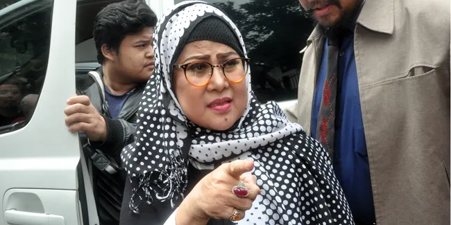 Mengamuk dan Rusak Warung Tetangga, Putra Elvy Sukaesih Alami Gangguan Jiwa