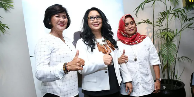Mengenal 3 Srikandi, Wanita Hebat Yang Bawa Harum Nama Indonesia