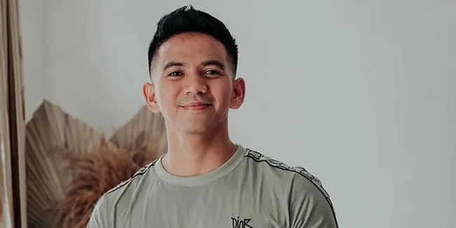 Menikah, Ridho 2R Minta Iis Dahlia Temani di Pelaminan
