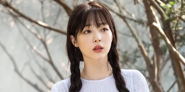 Meninggal Bunuh Diri, Sulli Pernah Mengaku Hidupnya Hampa &#38; Pura-Pura Bahagia