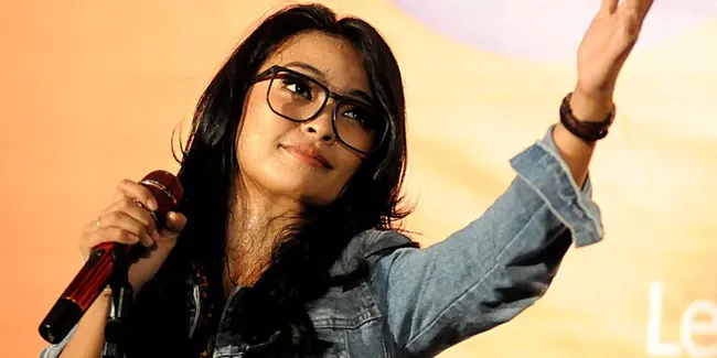 Meski Bungkam, Tantri Kotak Isyaratkan Menikah di Akhir 2014?