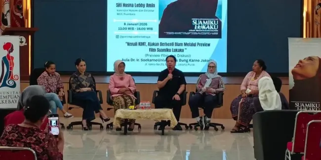 Mieke Amalia dan Chika Waode Cerita Soal KDRT di Diskusi dan Preview Film "Suamiku, Lukaku" di Kampus UBK