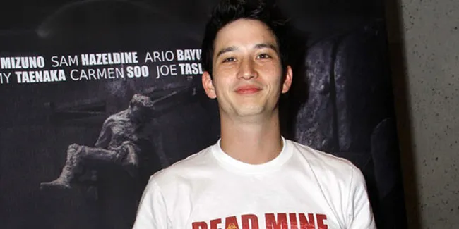 Mike Lewis Tak Bisa Jauh Dari Anak