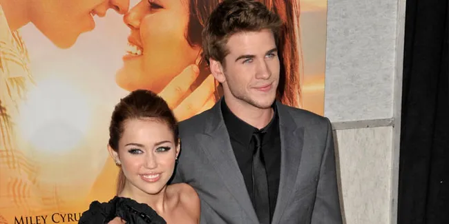 Miley Cyrus & Liam Hemsworth Bakal Nikah Bulan Depan?