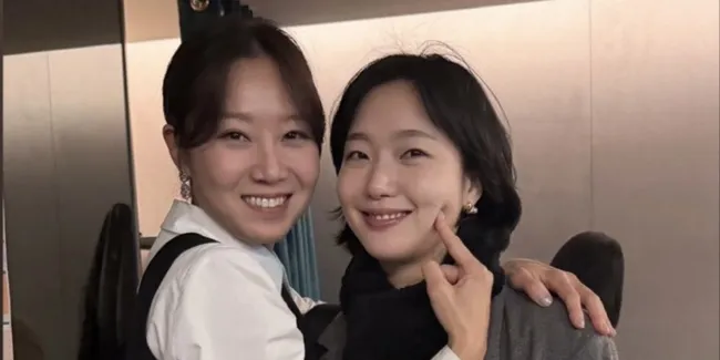 Momen Kedekatan Gong Hyo Jin dan Kim Go Eun, Mirip Kakak-Adik