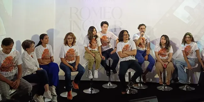 Morgan Oey Ceritakan Pengalaman Pertama Syuting Bareng Valerie Thomas di 'ROMEO INGKAR JANJI'