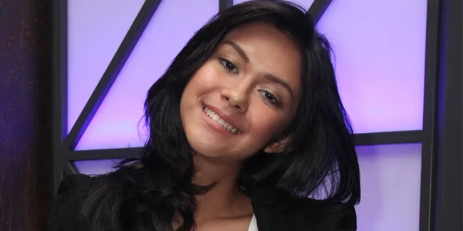 Nana Mirdad: Aku Tak Akan Memilih Antara Ayah dan Ibuku