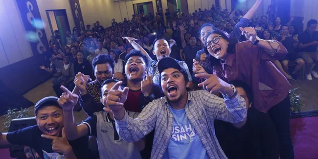 Nanti Malam, 'SUSAH SINYAL' Stand Up Comedy Tour Bakal Ajak Warga Solo Tertawa