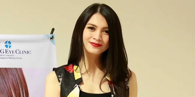 Nekad Jalani Operasi Lasik Mata, Donita Bersyukur Bisa Melihat Normal
