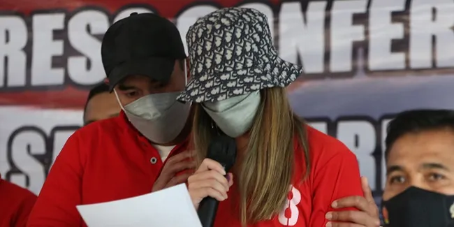 Nia Ramadhani Ditangkap Karena Narkoba, Ibu Sambung Prihatin dan Mengaku Tak Terlalu Dekat