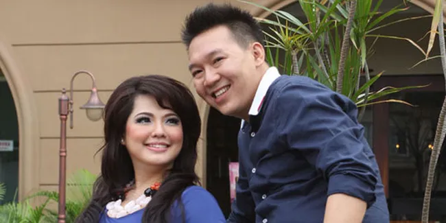 Nikah, Magdalena Undang Jokowi