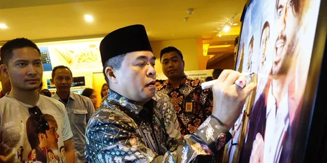 Nonton Film '3 SRIKANDI', Ketua DPR RI Nyaris Mewek