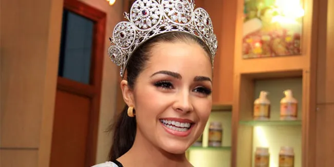 Olivia Culpo Kagumi Produk Berbahan Dasar Tradisional