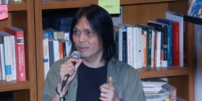 Once Mekel Ajak Slank dan Alffy Rev Ramaikan 'Gema Kampus' Seri 7 di Surabaya