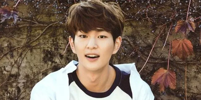 Onew, Leader Cute SHINee Yang Tergila-Gila Pada Ayam Goreng