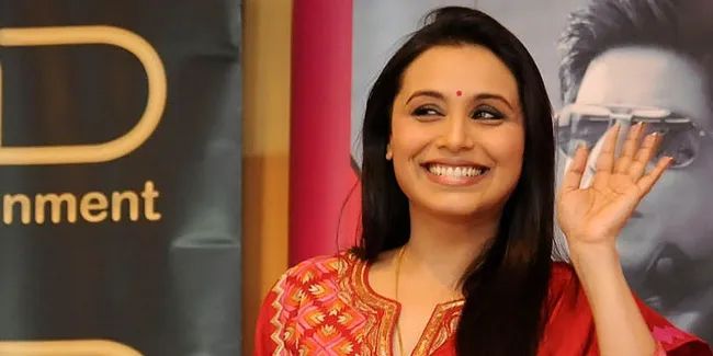 Pakai Hotpants, Rani Mukherjee Tampil Bak ABG Masa Kini