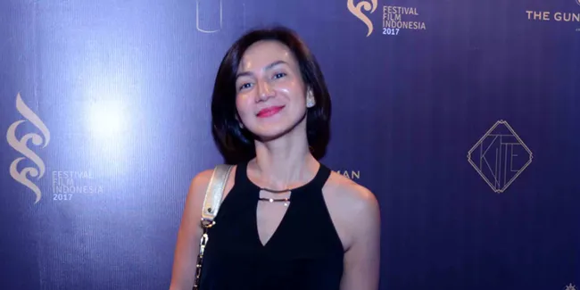 Pandangan Wanda Hamidah Tentang Pelacuran dan Perjudian di Indonesia