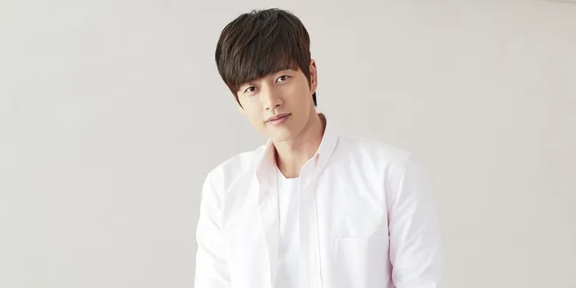 Park Hae Jin Bakal Main Drama Penulis 'Descendants of the Sun'?