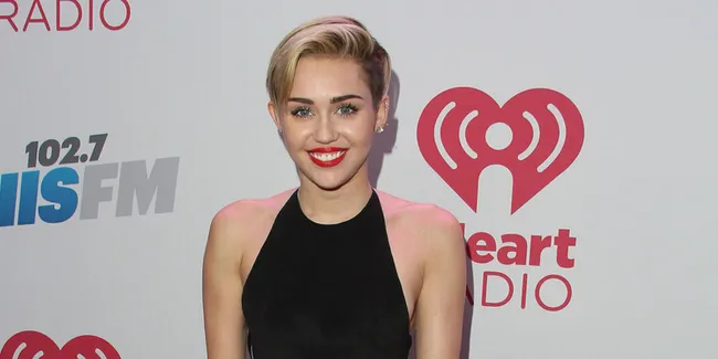 Pasca Kemalingan, Mobil Sport Miley Cyrus Berhasil Ditemukan