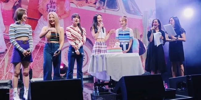 Pengalaman Tak Terlupakan Beby Tsabina Jadi MC di Acara Red Velvet