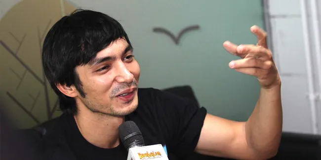 Pengalaman Terindah Abimana Aryasatya, Gendong Pacar Saat Banjir