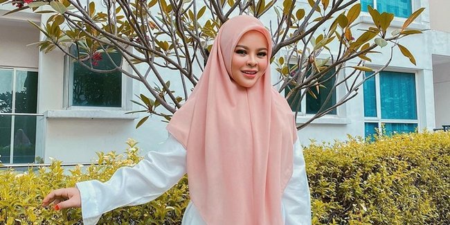 Penyanyi Siti Sarah Meninggal Dunia Setelah Melahirkan dan Terpapar COVID-19