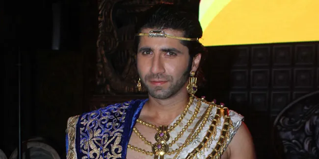 Perankan Justin di Serial 'Ashoka', Sumit Kaul Sempat Kerepotan