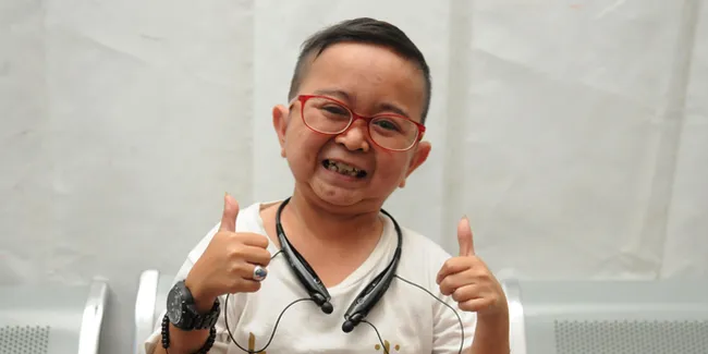 Perdalam Agama, Daus Mini Kumpul Dengan Ustaz Hingga Ulama