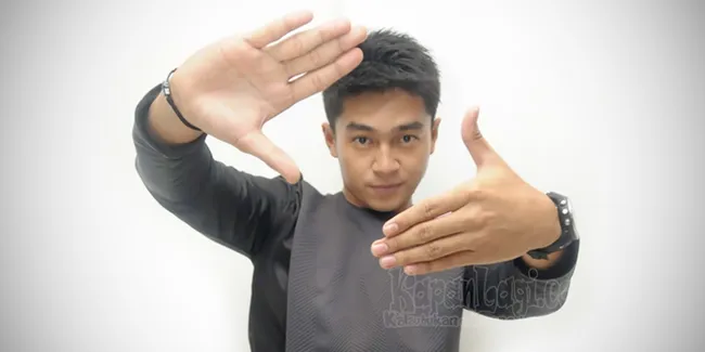 Pergi ke Hong Kong, Deva Mahenra 'Tantang' Bruce Lee