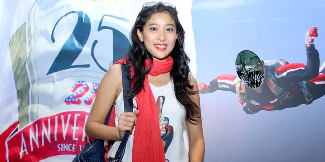 Plesiran Olivia Zalianty Ke Maladewa Untuk Studi Banding!