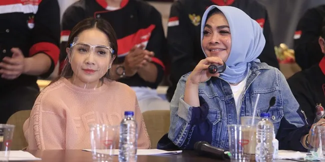 Potret Jadul Rieta Amilia Terungkap, Cantik Banget Mirip Nagita Slavina Sekarang