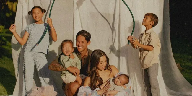 Potret Keluarga Jennifer dan Irfan Bachdim yang Seru dan Harmonis