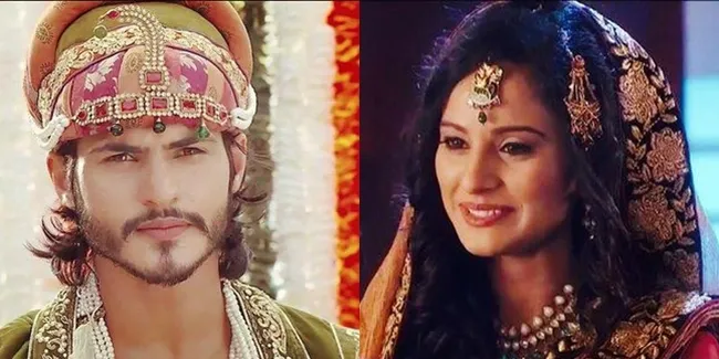 Potret 'Pernikahan' Ravi Bhatia dan Heena Parmar Bikin Heboh