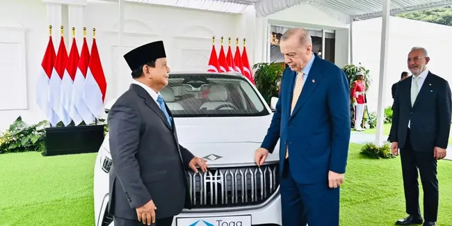 Prabowo Dapat Hadiah Mobil Listrik dari Erdogan, Keren!