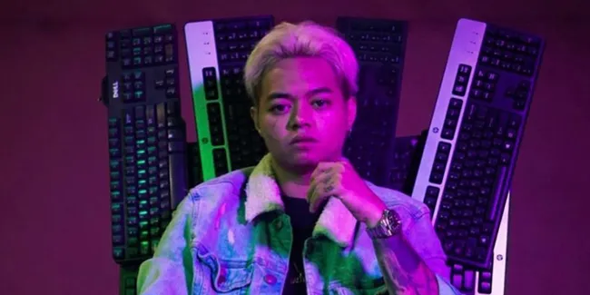 Prihatin Lihat Warga Tidur di Jalanan Karena Pandemi Covid-19, Reza Arap Ajak Sewa Lapangan Basket