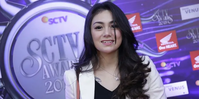 Protes Soal Banjir, Celine Evangelista Ungkit Kata Gubernur DKI Jakarta Saat Pidato