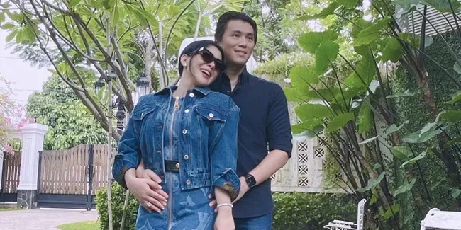 Pulang ke Kampung Halaman Reino Barack, Syahrini: Rasanya Campur Aduk Traveling di Era Pandemi