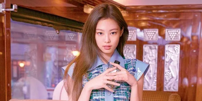 Punya Lekuk Tubuh yang Ideal, Pinggang Semut Jennie BLACKPINK Jadi Perbincangan Para Fans
