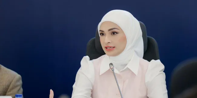 Putri Zulkifli Hasan Istri Zumi Zola Salurkan Rp 5 Miliar untuk Korban Banjir Sumatera