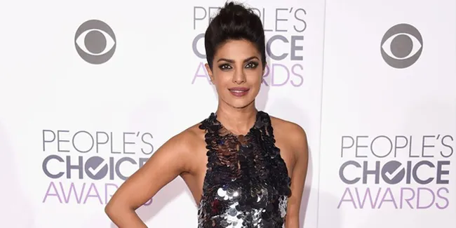 Rahasia di Balik Tubuh Indah Priyanka Chopra, Burger Super Besar!