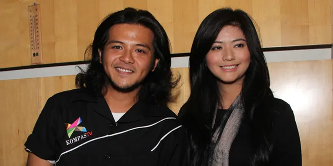 Ramon J Tungka dan Qory Sandioriva Dianugerahi Anak Pertama