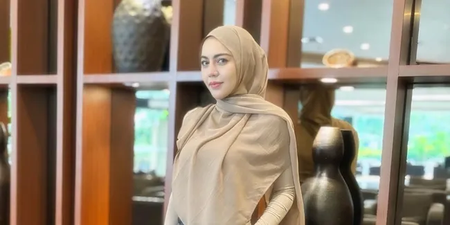 Ratu Rizky Nabila Kini Dalami Agama dan Jawab Tudingan Miring Netizen