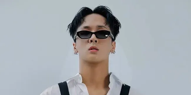 Ravi VIXX Pamer Hadiah dari Kai EXO di IG, Kai Malah Salah Fokus