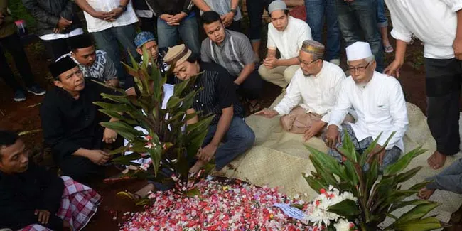 Rawat Anak Dengan Baik, Ustaz Subki Puji Komeng Luar Biasa