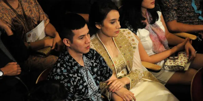 Rayakan Ultah, Junot - Tatjana Dinner Sederhana Tapi Romantis