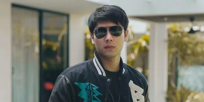 Reaksi Rizky Billar dan Lesti Kejora Usai Nama Artis Inisial R Terlibat Dugaan Pencucian Uang