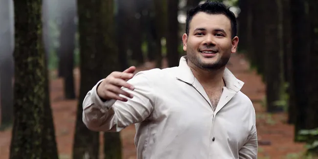 Recycle Lagu Sang Ayah, Ridho Rhoma Beri Sentuhan Unsur Musik EDM