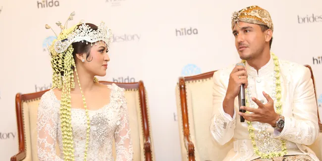 Resmi Jadi Suami Istri, Ini Hal Yang Membuat Raisa & Hamish Daud Yakin Untuk Menikah