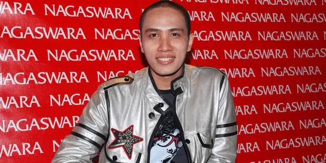 Ressa Herlambang Sukanya Nonton Film 'HOME ALONE'